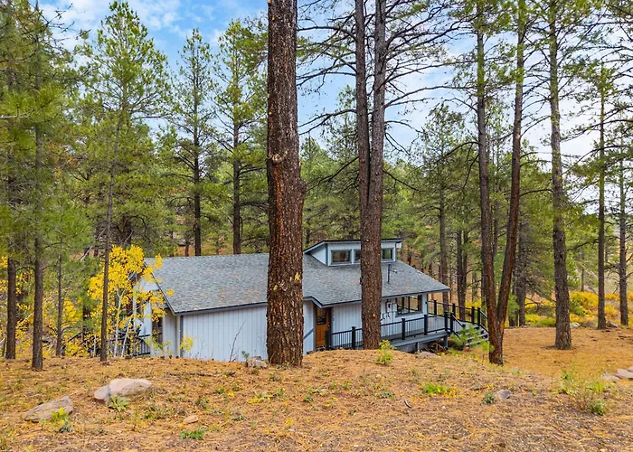 Villa Forest Retreat Overlooking A Meadow Pond *